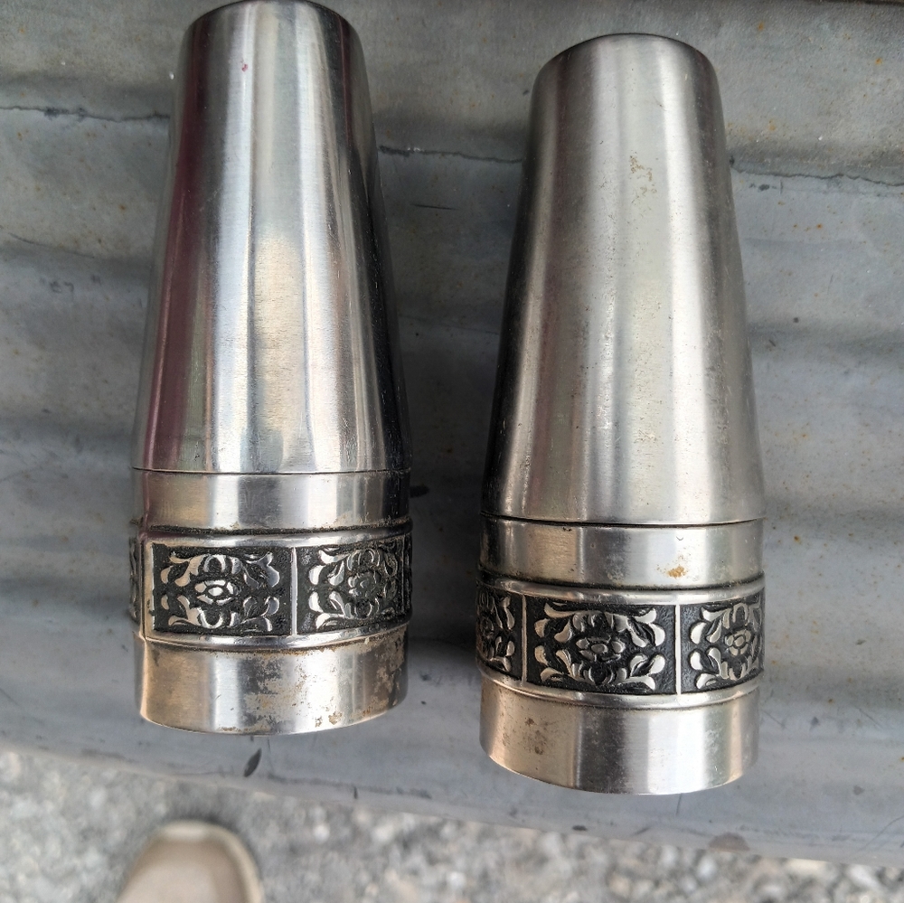 MCM salt & pepper. Velvet by Stanley Roberts